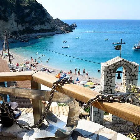 Arenaria Leucadia فندق