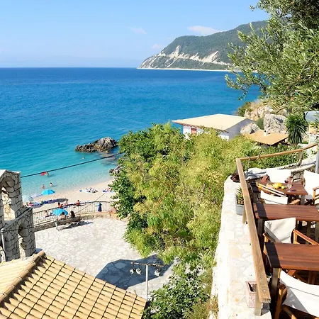 Arenaria Leucadia فندق